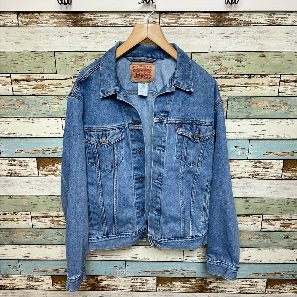 Vintage Men's Levi's Denim Trucker Jacket 70507-0389 Size Large Blue Med Wash